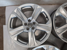 Laden Sie das Bild in den Galerie-Viewer, 4x Alufelge 19 Zoll 8.0" 5x112 27ET Glanz Silber 4K8601025J Audi A6 C8 Allroad FEL8282643390bi
