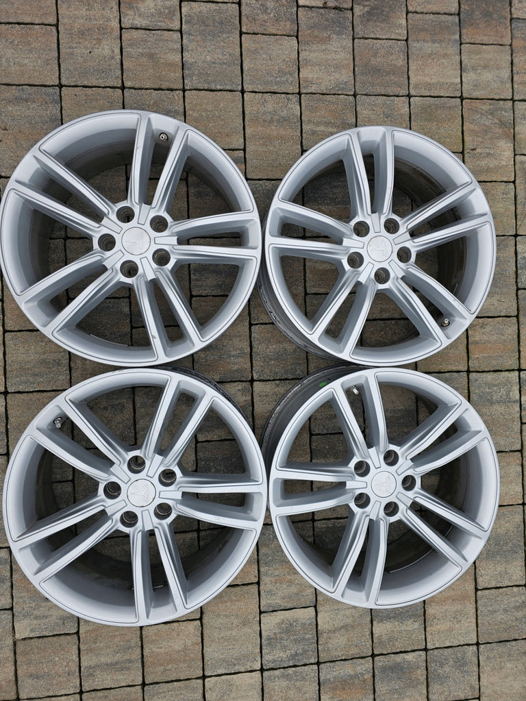 4x Alufelge 19 Zoll 8.0" 5x120 40ET Glanz Silber 6007214-00-D Tesla Model S FEL8048573631bs