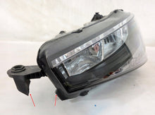 Load image into Gallery viewer, Frontscheinwerfer Skoda Scala 657941015 Ein Satz Scheinwerfer Headlight SCH1547161081bw
