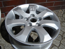 Laden Sie das Bild in den Galerie-Viewer, 1x Alufelge 16 Zoll 6.5" 5x114.3 46ET 5291020200 Kia Carens Rim Wheel FEL2820036165sv