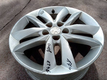 Laden Sie das Bild in den Galerie-Viewer, 1x Alufelge 17 Zoll 5x108 9671401380 Peugeot Rim Wheel FEL6237540988rn