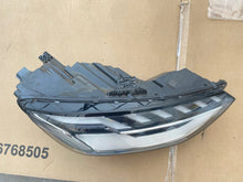 Load image into Gallery viewer, Frontscheinwerfer Audi A4 B9 8W0941034 Rechts Scheinwerfer Headlight SCH4709942110bw