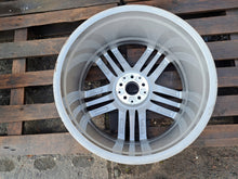 Laden Sie das Bild in den Galerie-Viewer, 1x Alufelge 21 Zoll 10.0" 5x112 A1674011500 Mercedes-Benz Gle Gls Rim Wheel FEL6847757002wp