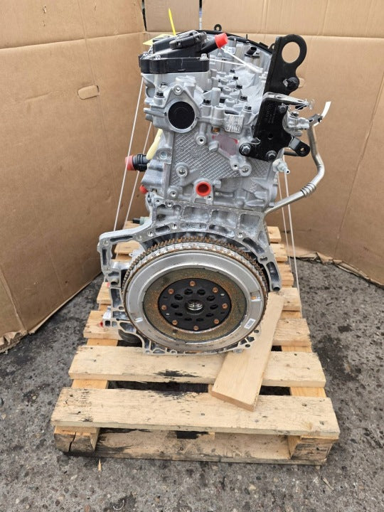Motor Volvo I B420T5 2.0 197PS 145kW 9TKm 2022 Benzin Engine Unkomplett MOT8158067880et