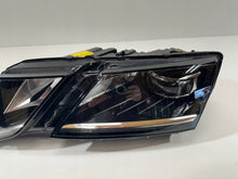 Load image into Gallery viewer, Frontscheinwerfer Skoda Octavia III 5E1941015D Links Scheinwerfer Headlight SCH8927815222au