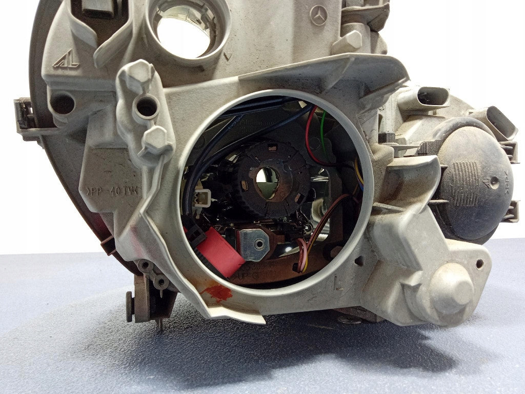 Frontscheinwerfer Mercedes-Benz W203 A2038203761 Links Scheinwerfer Headlight SCH4256777336od