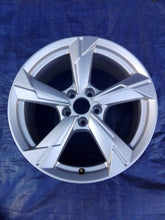 Load image into Gallery viewer, 1x Alufelge 18 Zoll 8.0" 5x112 39ET Glanz Silber 4K0601025 Audi A6 C8 Rim Wheel FEL6058640917yw