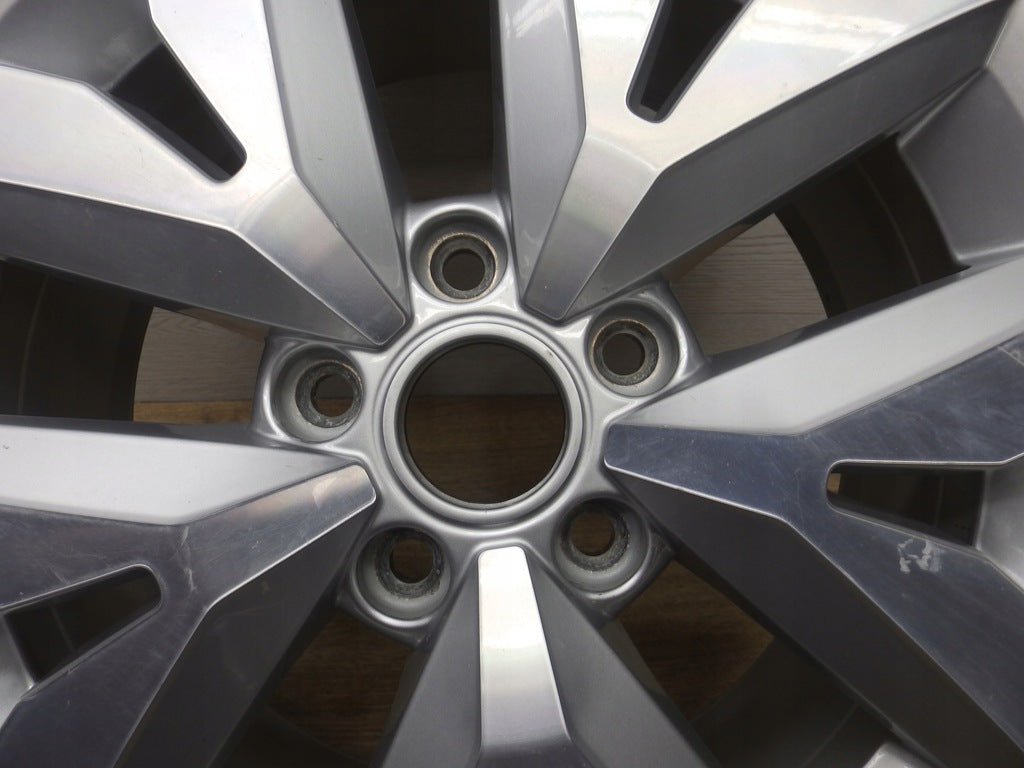 1x Alufelge 16 Zoll 6.5" 5x112 48ET Glanz Silber 5TA601025A VW Tiguan Touran FEL6335721442fu