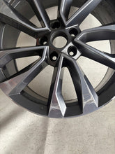 Load image into Gallery viewer, 1x Alufelge 20 Zoll 8.0" 5x112 43ET Glanz 565601025AK Skoda Kodiaq Rim Wheel FEL9101755841tv
