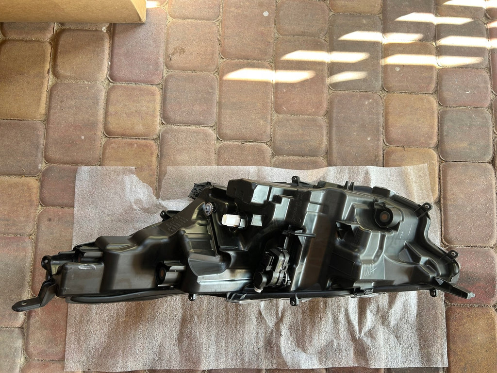 Frontscheinwerfer Toyota Yaris 81150-K008181150-K0081 LED Links Headlight SCH5815213132fj