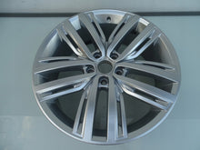 Load image into Gallery viewer, 1x Alufelge 19 Zoll 7.0" 5x112 43ET Glanz Silber 5NA601025F VW Tiguan Sharan FEL4556411527ea