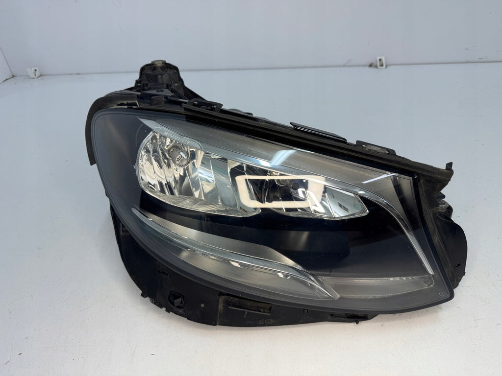 Frontscheinwerfer Mercedes-Benz W213 A2138202261 Rechts Scheinwerfer Headlight SCH6931851004vn