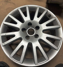 Load image into Gallery viewer, 1x Alufelge 17 Zoll 7.0" 5x112 42ET Glanz 4F0601025AC Audi C6 Rim Wheel FEL5648233606tg