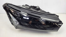 Laden Sie das Bild in den Galerie-Viewer, Frontscheinwerfer Skoda Enyaq 5LB941016B LED Rechts Scheinwerfer Headlight