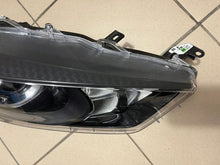 Laden Sie das Bild in den Galerie-Viewer, Frontscheinwerfer Toyota 4 Yaris Rechts Scheinwerfer Headlight SCH4706819886jd