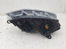 Laden Sie das Bild in den Galerie-Viewer, Frontscheinwerfer Skoda Octavia III 5E1941015B 15068591841 Xenon Links Headlight SCH1847692463wt