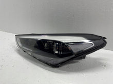 Laden Sie das Bild in den Galerie-Viewer, Frontscheinwerfer Hyundai Tucson 92101-D7100 Links Scheinwerfer Headlight SCH8881361179cq