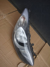 Load image into Gallery viewer, Frontscheinwerfer Hyundai Elantra Rechts Scheinwerfer Headlight