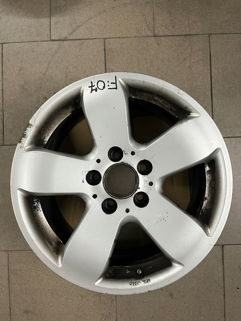 1x Alufelge 16 Zoll 7.5" 5x112 35ET Glanz Silber Mercedes-Benz E Class W211 W210