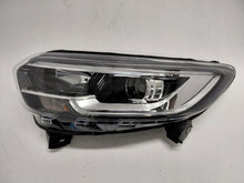 Laden Sie das Bild in den Galerie-Viewer, Frontscheinwerfer Renault Kadjar 260602051R LED Links Scheinwerfer Headlight SCH3865195869tp