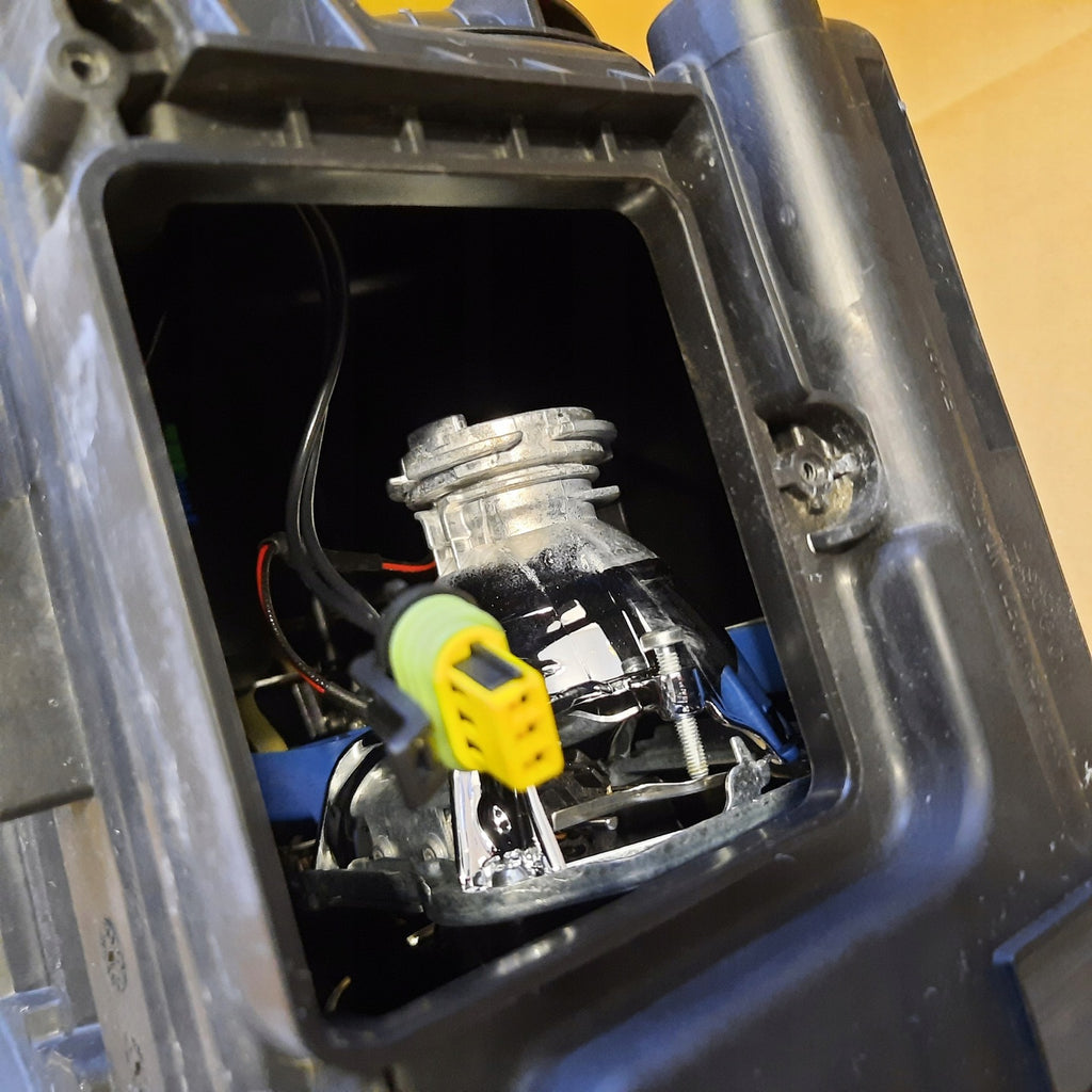 Frontscheinwerfer Land Rover Range I BJ32-13W030-EC Xenon Rechts oder Links SCH7967489505iy
