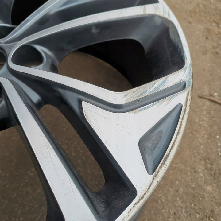 1x Alufelge 19 Zoll 8.0" 5x114.3 51ET 52910S1330 Hyundai Santa I Fe Rim Wheel FEL3715825718at