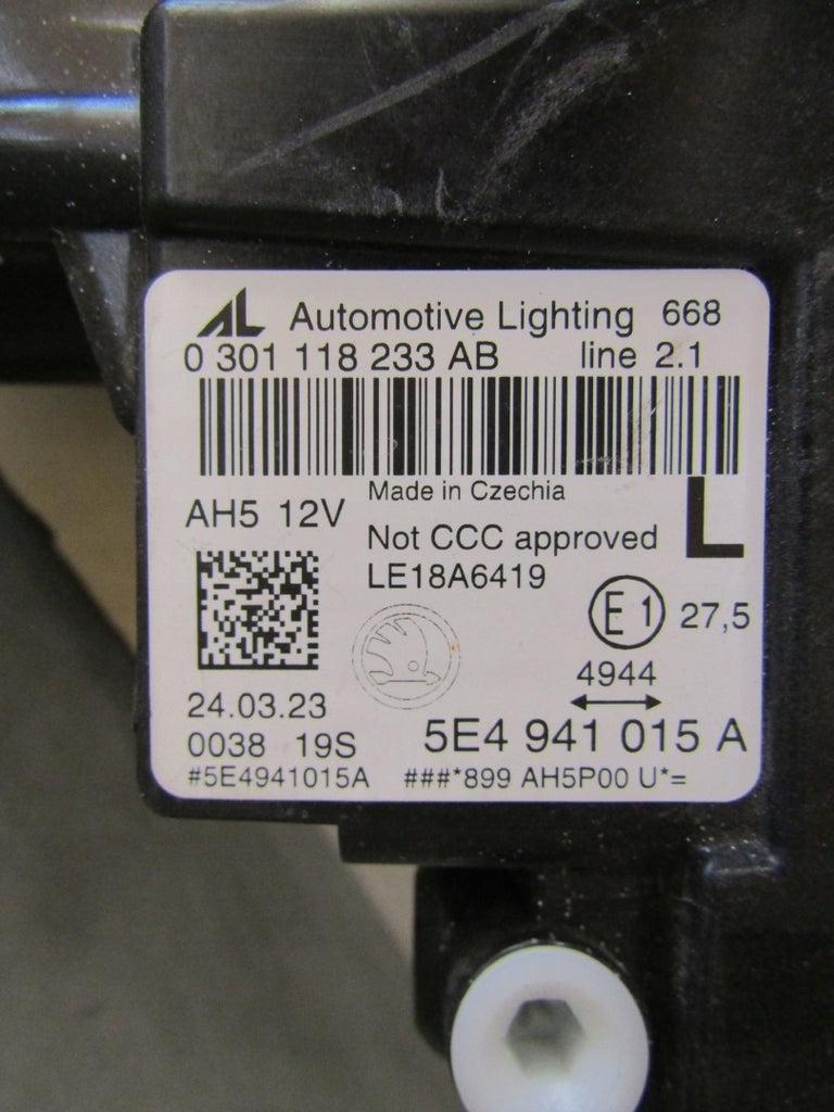 Frontscheinwerfer Skoda Octavia IV 5E4941015A LED Links Scheinwerfer Headlight SCH8895296251py