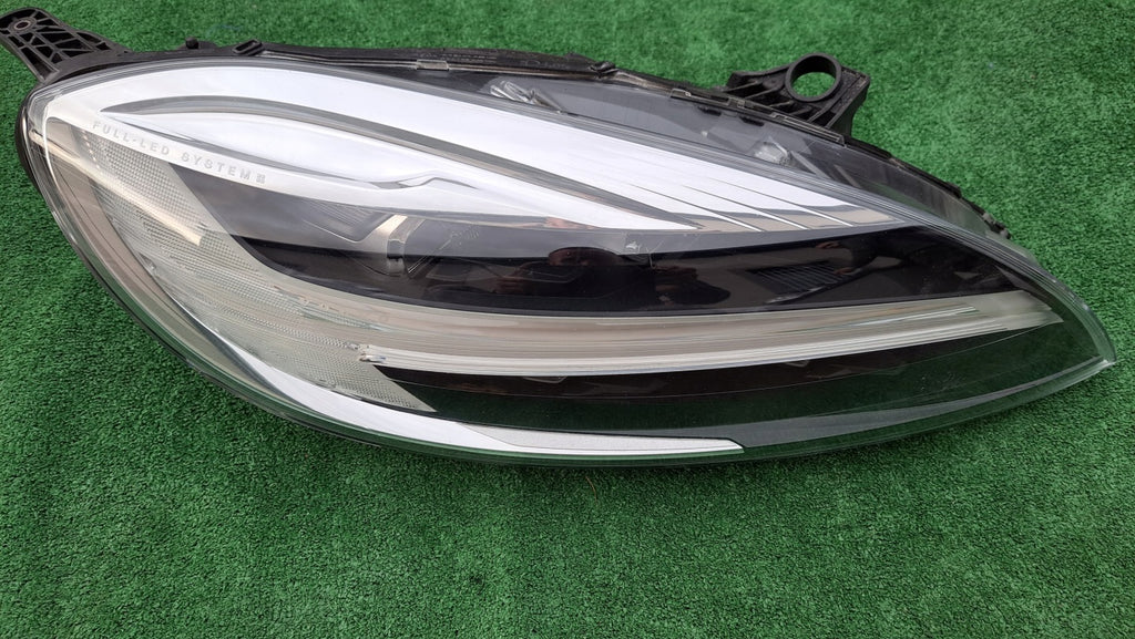 Frontscheinwerfer Volvo V40 31677019 Rechts Scheinwerfer Headlight SCH8300397808ev