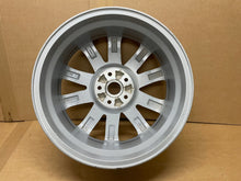 Laden Sie das Bild in den Galerie-Viewer, 1x Alufelge 18 Zoll 7.0&quot; 5x114.3 50ET 9965337080A Mazda Iii Rim Wheel