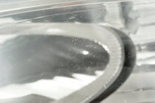 Laden Sie das Bild in den Galerie-Viewer, Frontscheinwerfer Ford Mondeo I Rechts Scheinwerfer Headlight SCH7319893778km