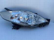Laden Sie das Bild in den Galerie-Viewer, Frontscheinwerfer Mazda 5 C235-51030 317704066 Ein Stück (Rechts oder Links)