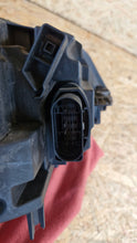 Load image into Gallery viewer, Frontscheinwerfer VW Touran 5TB941081A 030129923300 LED Links Headlight SCH7861310293jt
