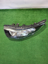 Laden Sie das Bild in den Galerie-Viewer, Frontscheinwerfer Iveco Daily IV 05802476874 Links Scheinwerfer Headlight SCH2079385152je