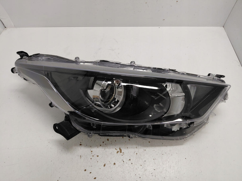 Frontscheinwerfer Toyota Yaris K0-6EU 85122000 Rechts Scheinwerfer Headlight SCH5776560180fp