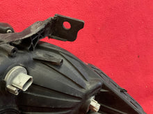 Laden Sie das Bild in den Galerie-Viewer, Frontscheinwerfer Honda Accord VIII Links Scheinwerfer Headlight