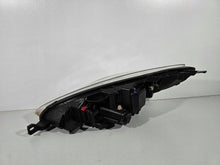 Load image into Gallery viewer, Frontscheinwerfer Peugeot 407 Coupe 103419012650 Xenon Rechts Headlight SCH9214793328gn