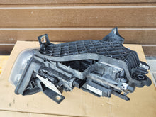 Load image into Gallery viewer, Frontscheinwerfer Audi Q3 8U0941005A Xenon Links Scheinwerfer Headlight