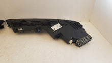 Laden Sie das Bild in den Galerie-Viewer, Frontscheinwerfer BMW 7 9879936 9879935 LED Ein Satz Scheinwerfer Headlight SCH7188244496cz
