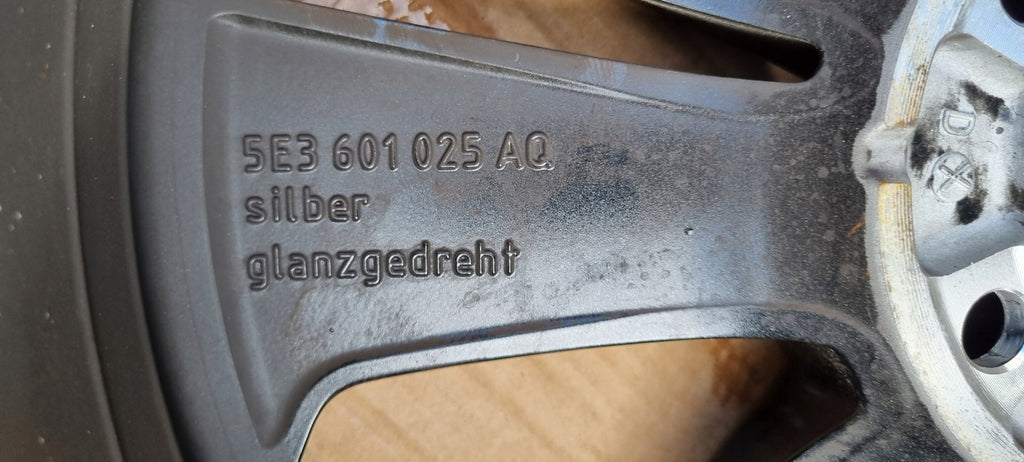 1x Alufelge 18 Zoll 7.5" 5x112 48ET Graphit 601025 Skoda Octavia 5e3 Iv