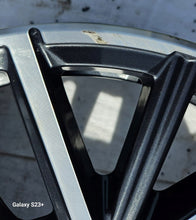 Load image into Gallery viewer, 1x Alufelge 18 Zoll 7.5" 5x112 50ET Glanz Schwarz 6891179 BMW 2 F45 Mg Rim Wheel FEL6697985425ay
