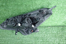 Laden Sie das Bild in den Galerie-Viewer, Frontscheinwerfer Opel Corsa E 39108227 Rechts Scheinwerfer Headlight SCH2032116419tq