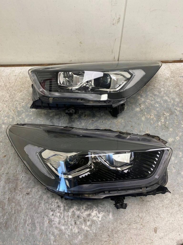 Frontscheinwerfer Ford Kuga I GV4113D154EG Xenon Ein Satz Scheinwerfer Headlight SCH1258665084gg