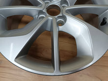 Load image into Gallery viewer, 1x Alufelge 16 Zoll 6.5" 4x100 44ET 403009007R Renault Rim Wheel FEL7675042706ev
