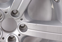 Load image into Gallery viewer, 1x Alufelge 19 Zoll 8.0" 5x120 6786889 BMW 1 Rim Wheel FEL3006712956bw