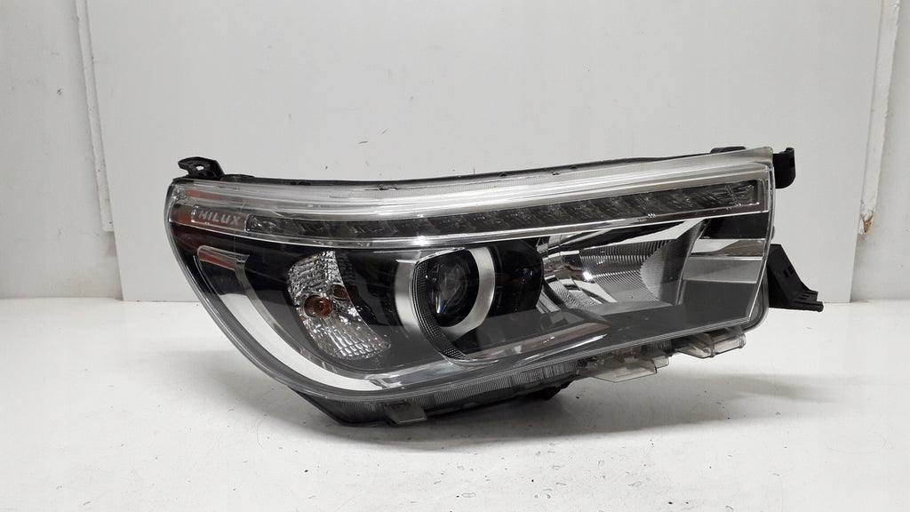 Frontscheinwerfer Toyota Hilux VIII TOM4525 Full LED Rechts Headlight SCH1772415160is