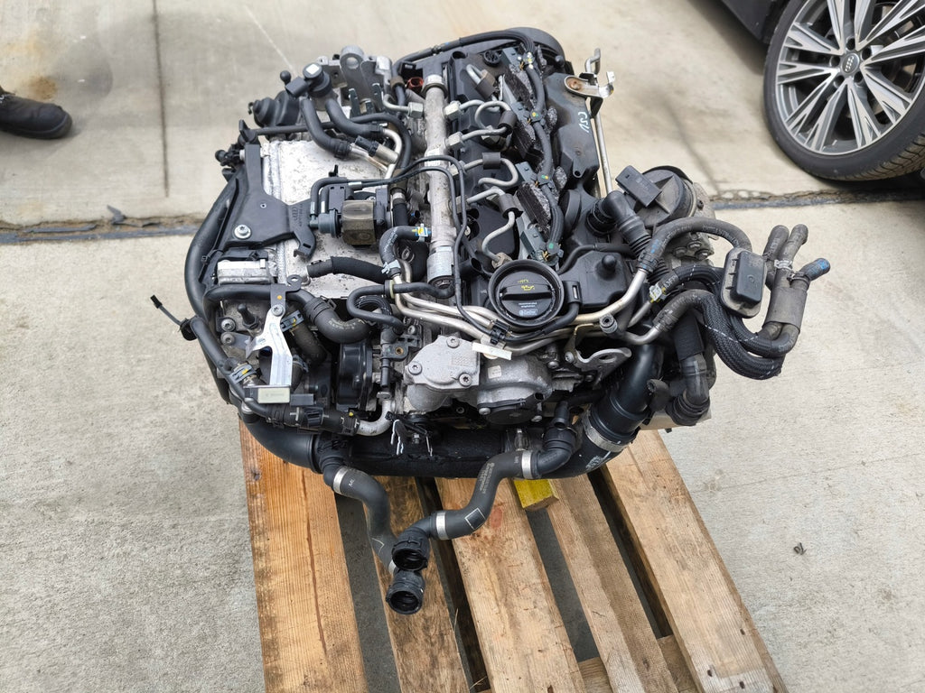 Motor Audi A5 A4 CSUB 2.0 TDI 136PS 100kW 116TKm Diesel Engine Komplett