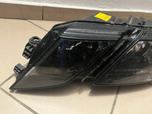 Laden Sie das Bild in den Galerie-Viewer, Frontscheinwerfer Skoda Octavia III 5E1941015C Links Scheinwerfer Headlight SCH9276779819ys
