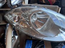 Laden Sie das Bild in den Galerie-Viewer, Frontscheinwerfer Mercedes-Benz W169 A1698200261 Rechts Scheinwerfer Headlight SCH9311727041yd