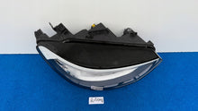 Laden Sie das Bild in den Galerie-Viewer, Frontscheinwerfer VW Id.3 10B941006A Rechts Scheinwerfer Headlight SCH7419556721qc