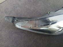 Laden Sie das Bild in den Galerie-Viewer, Frontscheinwerfer Ford Fiesta I VII C1BB-13W029-AE Rechts Scheinwerfer Headlight SCH8670143996dd